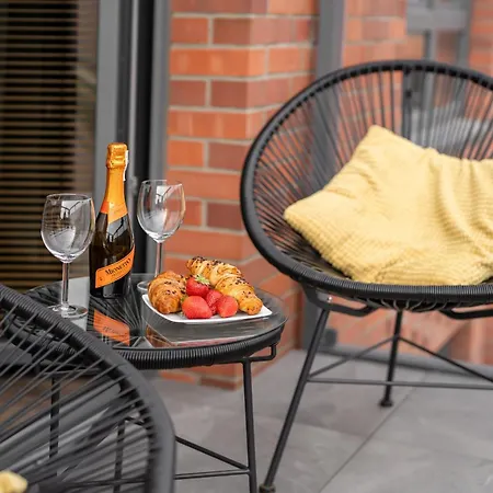 Scala 60D City Center Apartments With Parking By Lion Apartments Gdansk Exterior photo