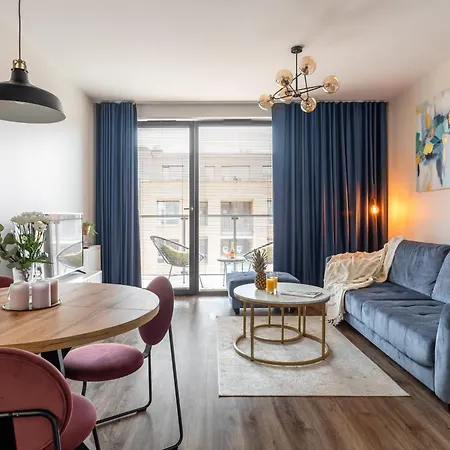 Scala 60D City Center Apartments With Parking By Lion Apartments Gdansk Exterior photo
