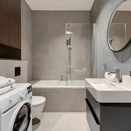Scala 60D City Center Apartments With Parking By Lion Apartments Gdansk Exterior photo
