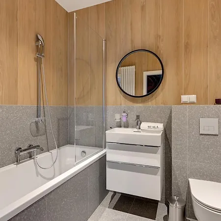 Scala 60D City Center Apartments With Parking By Lion Apartments Gdansk Exterior photo