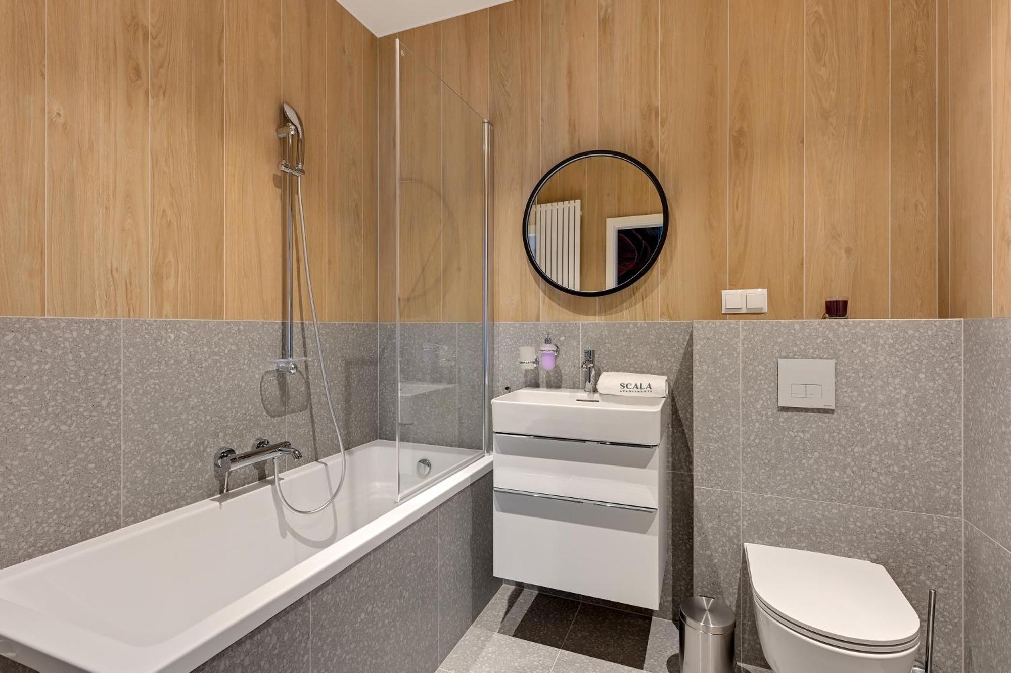 Scala 60d Center With Parking By Lion Apartment *